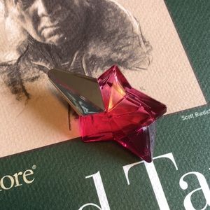 Angel Nova 5 ml / .17 fl. Oz. Perfume Mugler